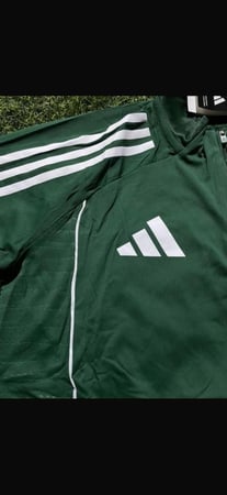 سويتر الاهلي الاخضر