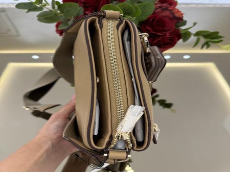 شنطه دكني جملي ب اطراف سقنتشر مع محفظه صغيره