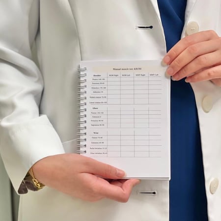 دفتر لتخصص العلاج الطبيعي