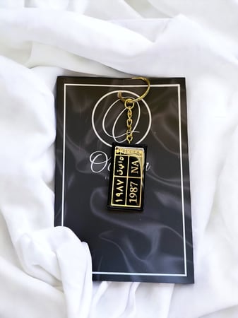 ميداليه ريزن (car) لون أسود