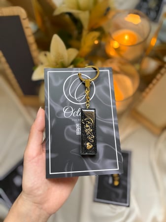 ميداليه الورده الحمراء