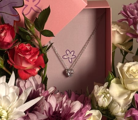 تنسيق سلسال بورد أحمر