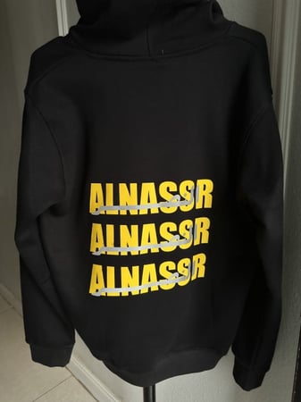 بلوفر النصر المضيء