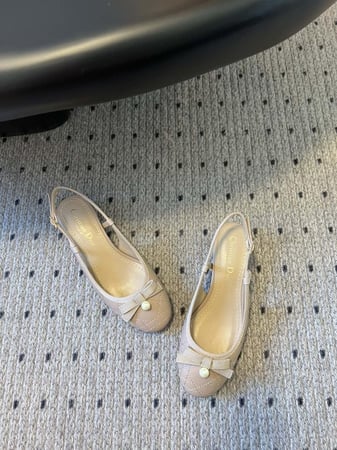 CD heels