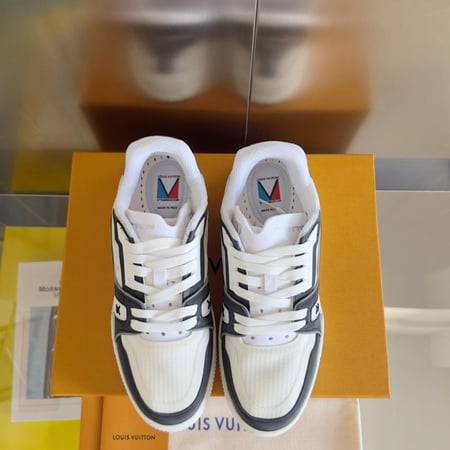 LV Sneakers