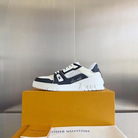 LV Sneakers