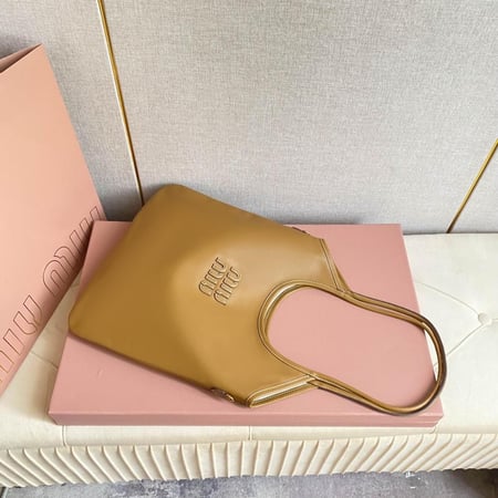 Miu lvy bag 35cm