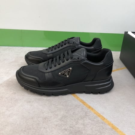 برادا كلاودبست ثندر (Prada Cloudbust Thunder)