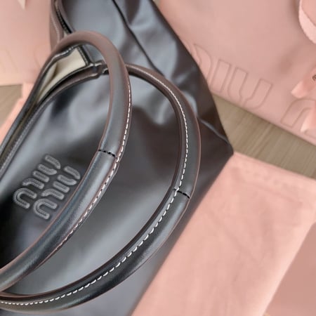 MiuMiu tote bag 38cm