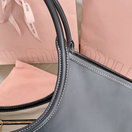 MiuMiu tote bag 38cm