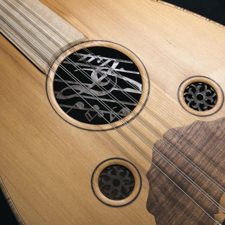 عود زرياب موديل 0 تصميم شامي مع مسطرة لمنع تحفر الرقبة