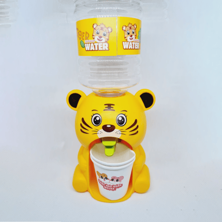 حافظة لتشجيع شرب الماء للأطفال سعة 200-350 مل Toy Water Dispenser