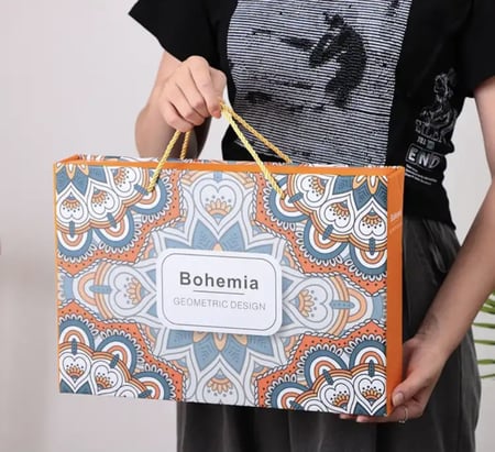 6 اطباق من السيراميك شكل بوهيمي مع اعواد خشب الأكل على الطراز الياباني