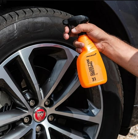 ملمع إطارات لامع Gloss Tyre Dressing