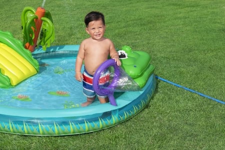 ملعب مائي ع شكل تمساح ومنزلق  وشلال  2.24 م × 1.83 م × 72 سم  – Bestway Crocodile Cove Play Center