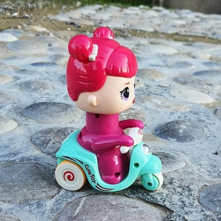 دراجة أطفال مع شخصيات كرتونية .. 12 حبة ..