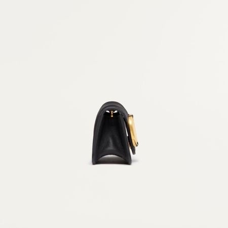شنطة فالنتينو VALENTINO GARAVANI LOCÒ MICRO BAG IN CALFSKIN LEATHER WITH CHAIN