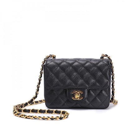 شنطة شانيل كلاسيك (كافيار) هاردوير ذهبي Chanel classic size 18 cm gold (كافيار)