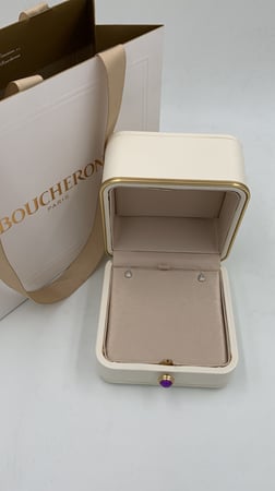 حلق بوشرون فضي ميني