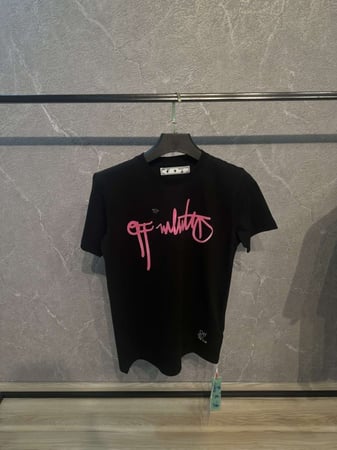 تيشيرت اوف وايت اسود