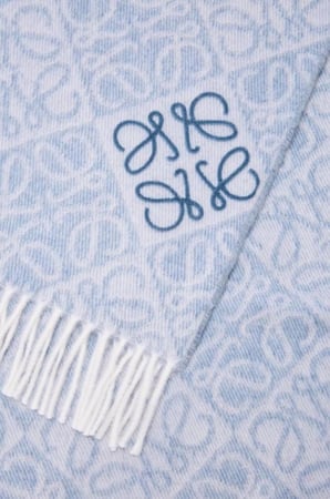 وشاح لويفي Anagram scarf in wool and cashmere