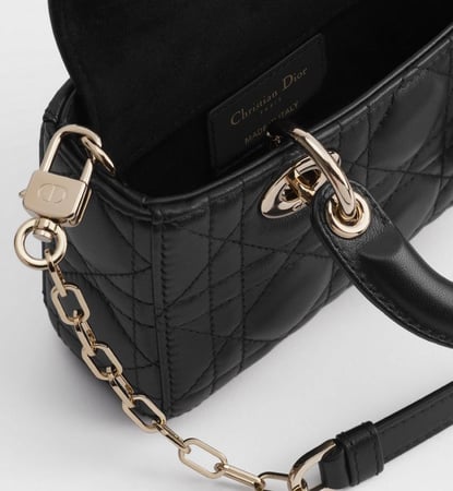 شنطة ديور Microbolso Lady D-Joy