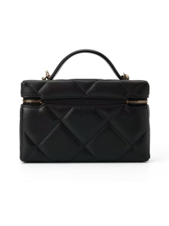 شنطة شانيل 25b مقاس 19.5cm