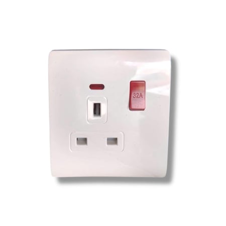 فيش ثلاثي مع رأس فيش ومفتاح 32 امبير