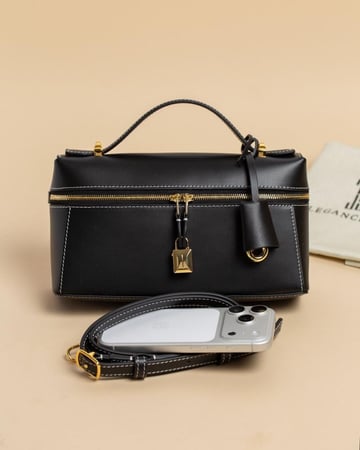 شنطة لورو بيانا