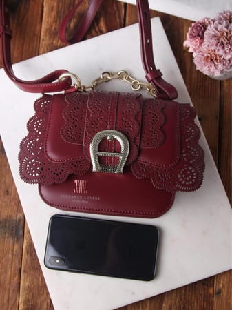 شنطة كروس ماركة Burgundy Danteel - AIGNER