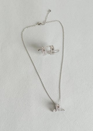 طقم كريستال سلسال + حلق موناكو ديزاين ماركة Elegance Lovers
