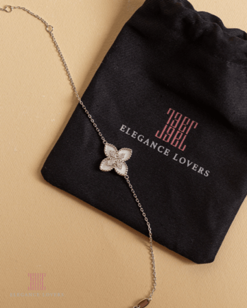 إسوارة وردة الأميرة صدف مطلية ذهب أبيض ماركة Elegance Lovers