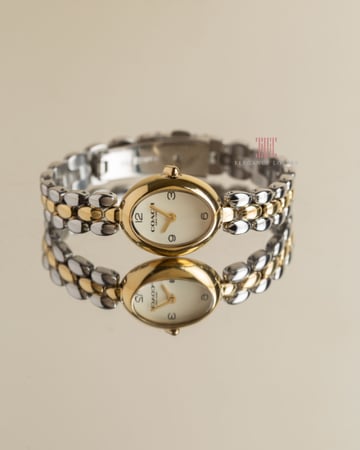 ساعات كوتش