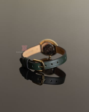 ساعة نسائية ماركة كوتش - Oval Olive Green Strap