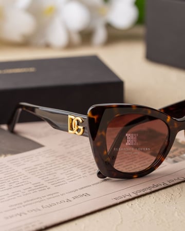نظارة شمسية نسائية ماركة دولتشي آند جابانا
