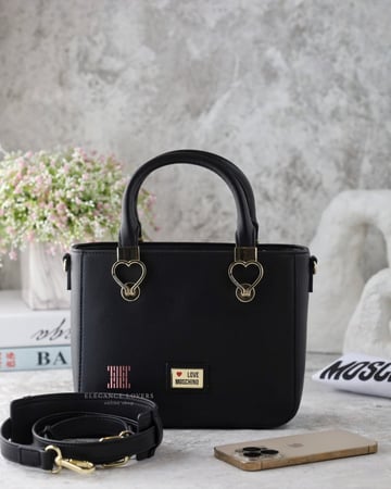 شنطة كتف/كروس ماركة لوف موسكينو - أسود