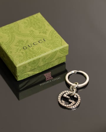 ميدالية من الفضّة الخالصة ماركة غوتشي