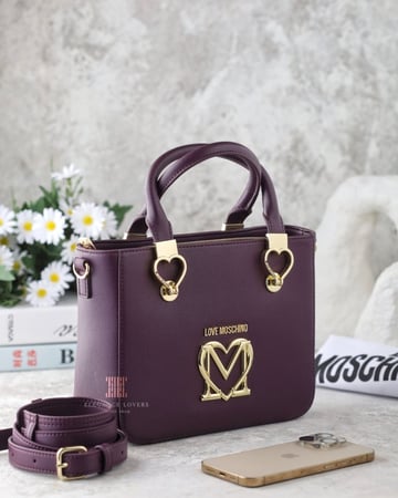 شنطة كتف/كروس ماركة لوف موسكينو - عنابي