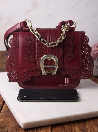 شنطة كروس ماركة Burgundy Danteel - AIGNER