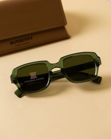 نظارة شمسية للجنسين ماركة بربري