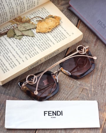 نظارة فندي نسائي