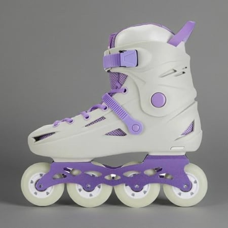 صورة زلاجات سكيت للتزلج في جده والرياض