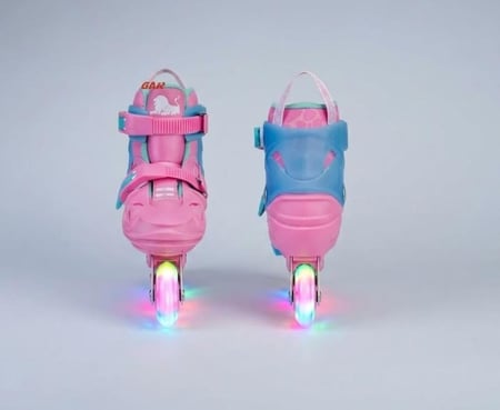 Pink kids skates with light up wheels سكيت أطفال وردي عجلات مضيئة