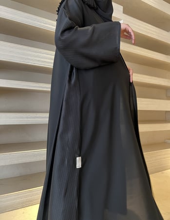 W152