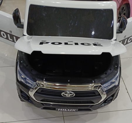 سيارة اطفال هايلوكس 12 V