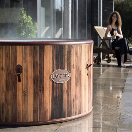 جاكوزي هلسنكي  1.80m x 66cm