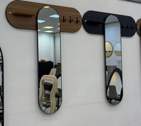 علاق عباية مع رف