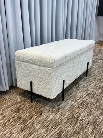 صندوق سجاد مستطيل ابيض مقاس 90