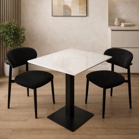 طاولة مع 2 كراسي سرميك مع كراسي اسود