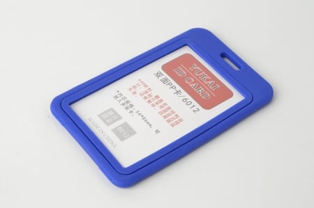 حامل بطاقة وجهين